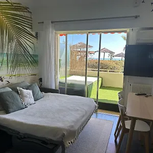 Appartement Superbe Front De Avec Parking, Villeneuve-Loubet